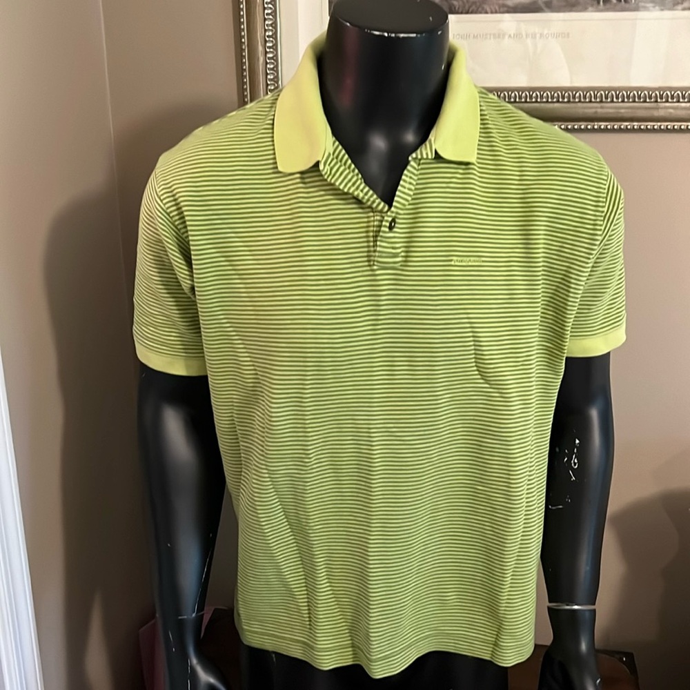 Patagonia organic cotton polo in lime green. Sized XL
